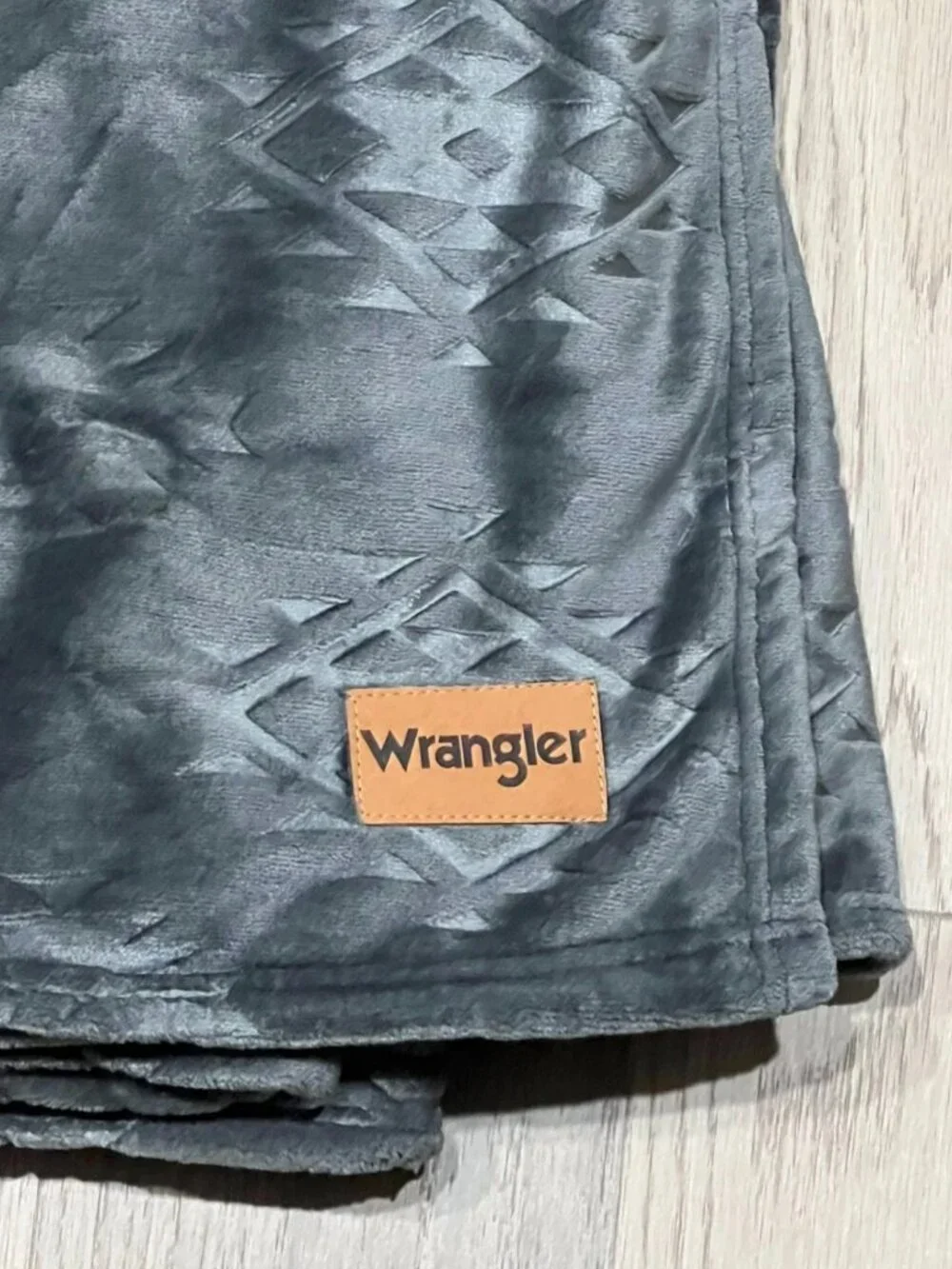 WRANGLER Gray FULL/QUEEN Ultra Plush Blanket 90x90 Western Cowboy Embossed Aztec